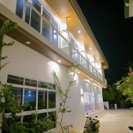 Arora View Hotel Maafushi Ngoại thất bức ảnh