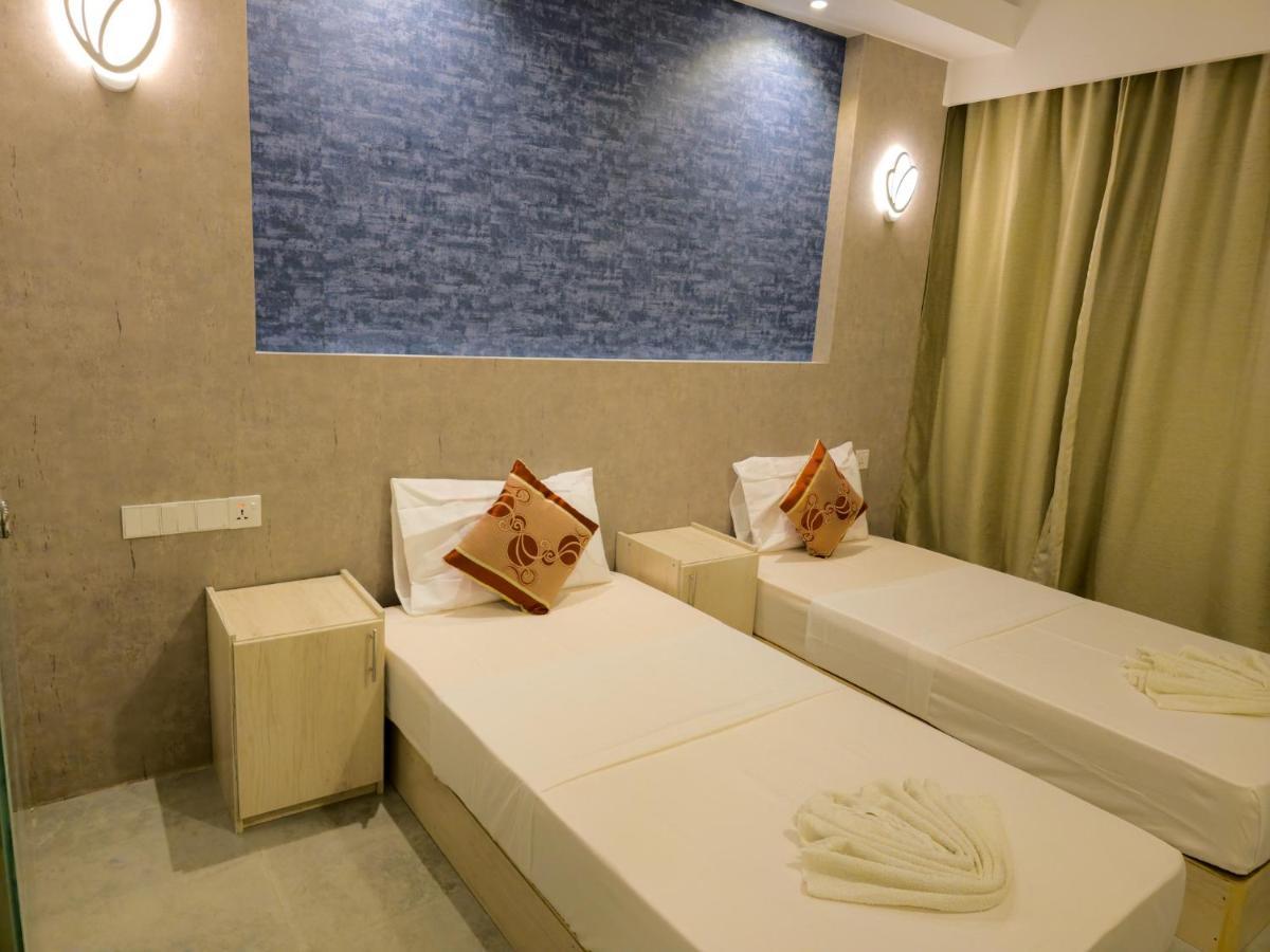 Arora View Hotel Maafushi Ngoại thất bức ảnh