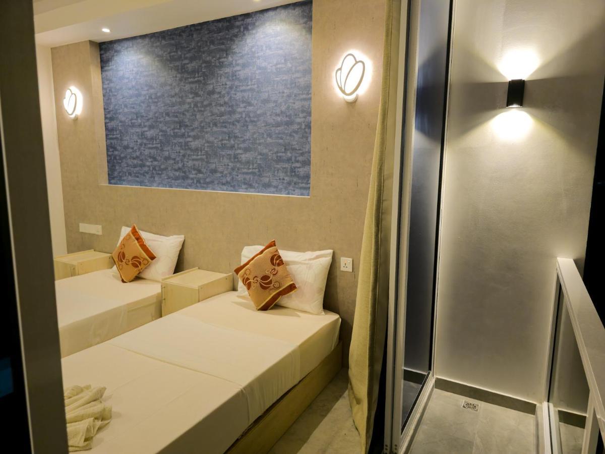 Arora View Hotel Maafushi Ngoại thất bức ảnh