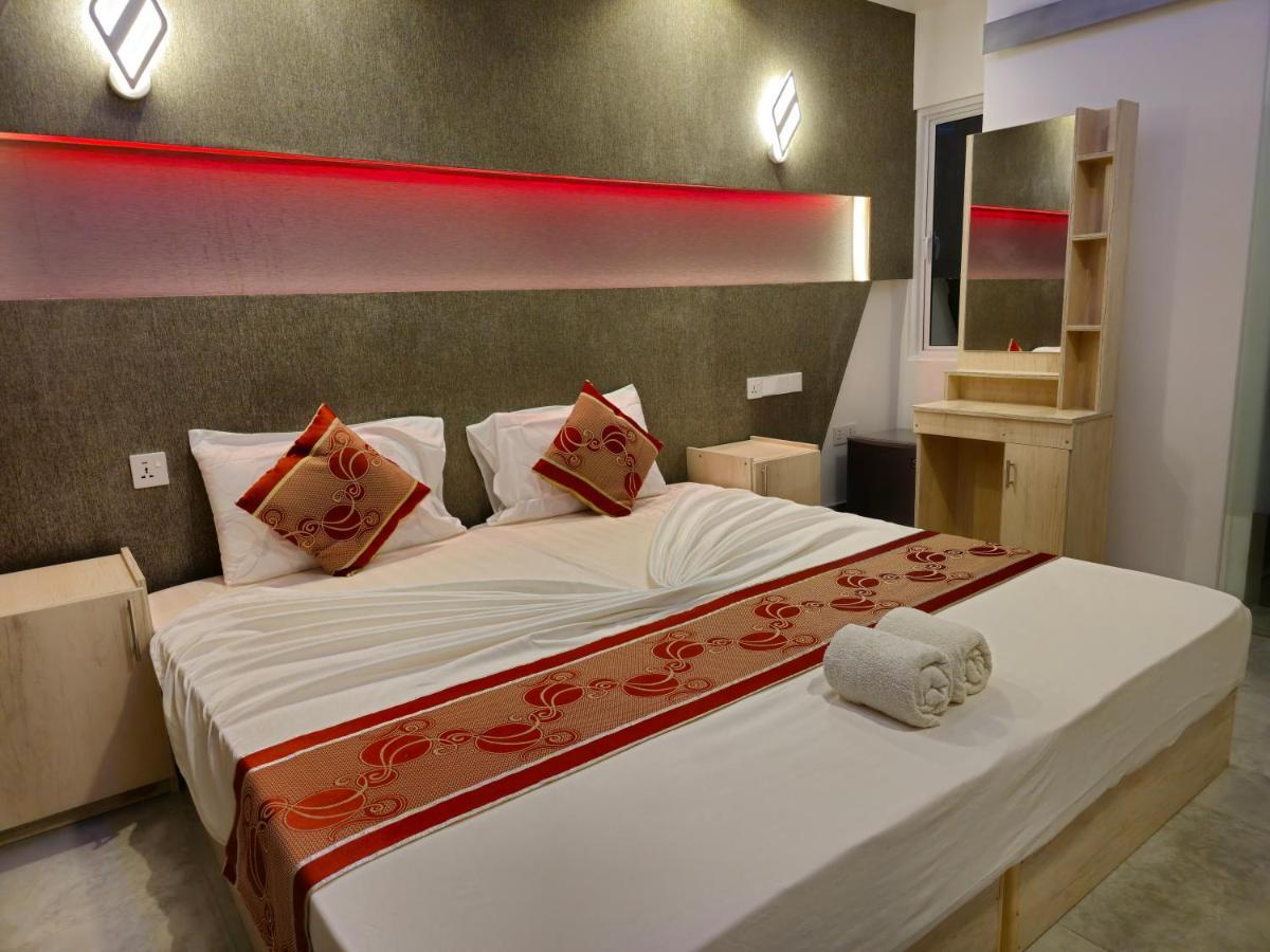 Arora View Hotel Maafushi Ngoại thất bức ảnh