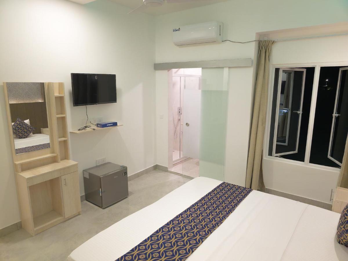 Arora View Hotel Maafushi Ngoại thất bức ảnh